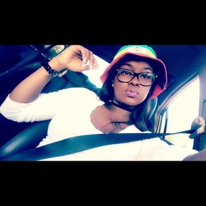 Meet your Posher, Ja’vonia